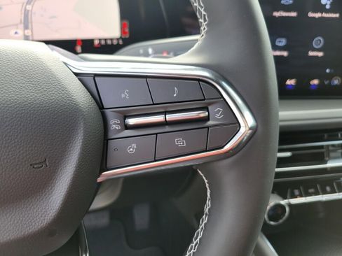 New 2026 Chevrolet Traverse LT w/ Driver Confidence Package image 12