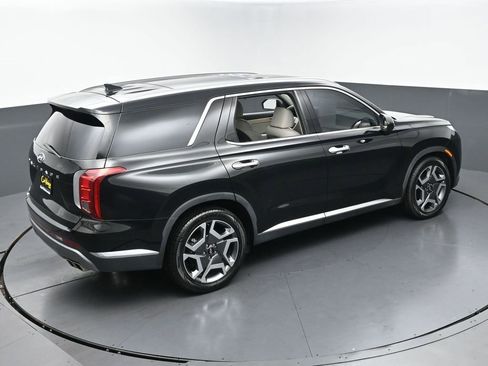 Used 2023 Hyundai Palisade Limited w/ Cargo Package FWD image 40