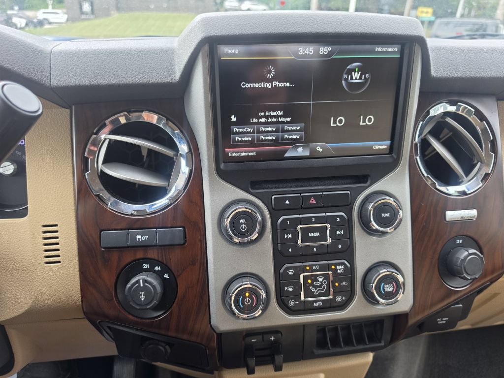 Used 2015 Ford F250 Lariat w/ Chrome Package AWD/4WD image 12