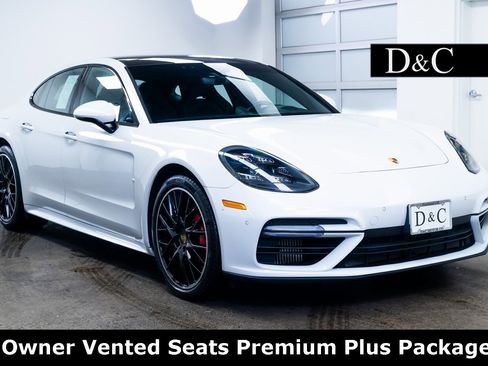 Used 2019 Porsche Panamera Turbo image 1