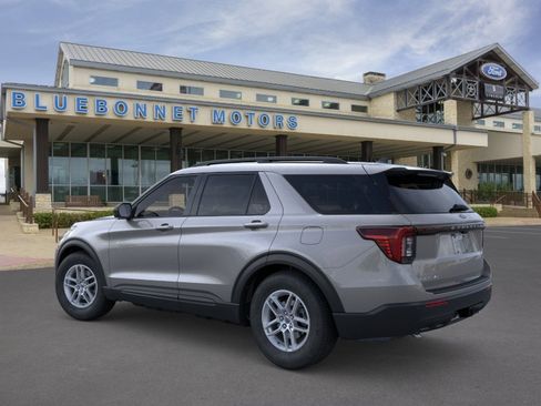 New 2026 Ford Explorer Active RWD image 4
