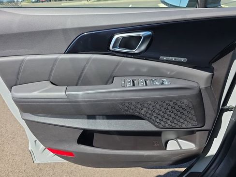 New 2026 Kia Carnival SX Prestige FWD image 9