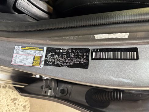 Certified 2024 Kia Forte LXS w/ LXS Technology Package FWD image 31
