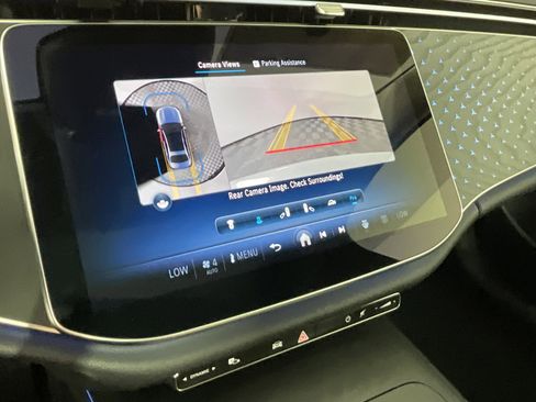 New 2025 Mercedes-Benz E 450 4MATIC Sedan image 24