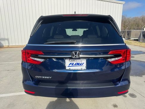 Used 2024 Honda Odyssey EX image 18