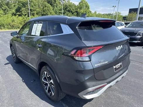 Used 2023 Kia Sportage EX AWD/4WD image 4