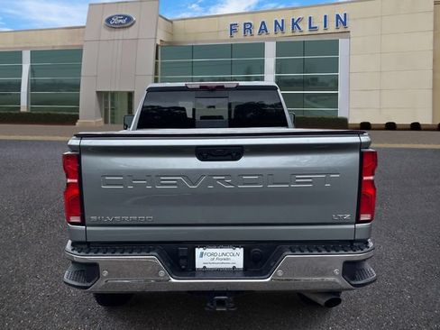 Used 2025 Chevrolet Silverado 2500 LTZ w/ LTZ Premium Package AWD/4WD image 6