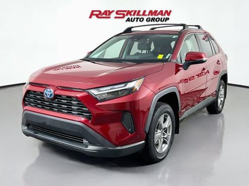 Used 2023 Toyota RAV4 XLE w/ Convenience Package AWD/4WD image 3