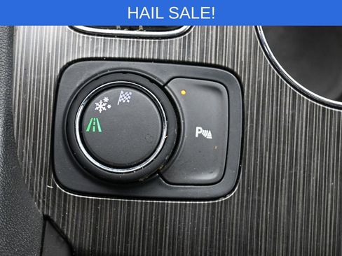 Used 2018 GMC Acadia SLT image 31