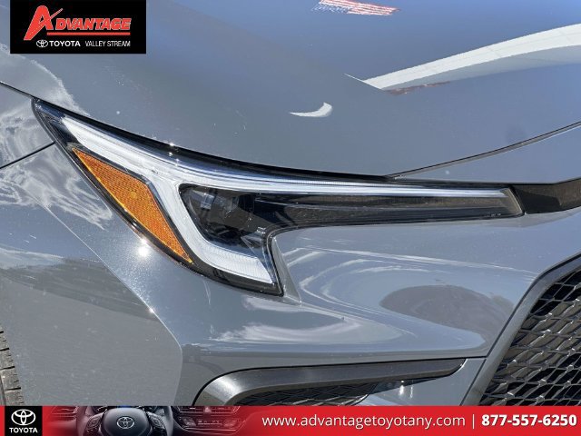 Certified 2026 Toyota Corolla SE w/ SE Package FWD image 12