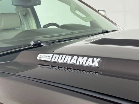 Used 2018 GMC Sierra 3500 SLT w/ Duramax Plus Package image 32