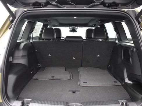 New 2026 Jeep Cherokee Overland w/ Trailer Tow Group AWD/4WD image 7