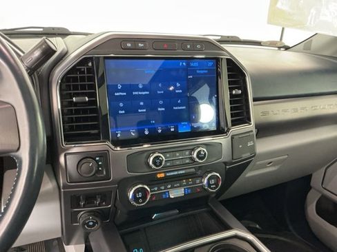 Used 2022 Ford F450 Limited image 23