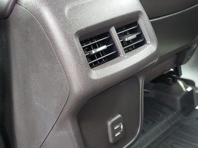 Used 2024 GMC Terrain SLE w/ Driver Convenience Package AWD/4WD image 13