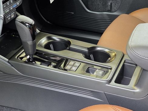 New 2026 Subaru Outback Touring AWD/4WD image 34