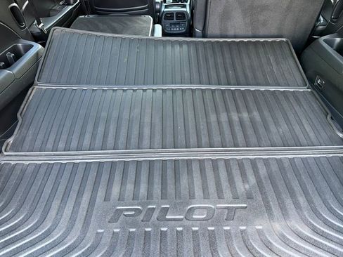 Used 2018 Honda Pilot Elite image 13