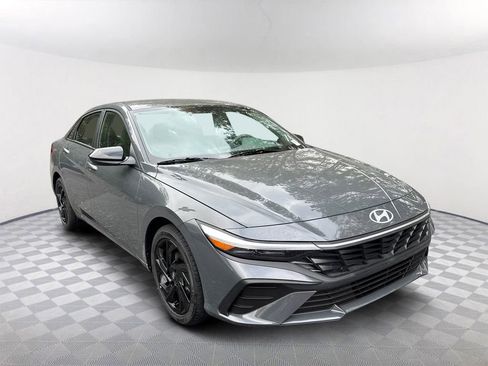 New 2026 Hyundai Elantra Sport FWD image 3