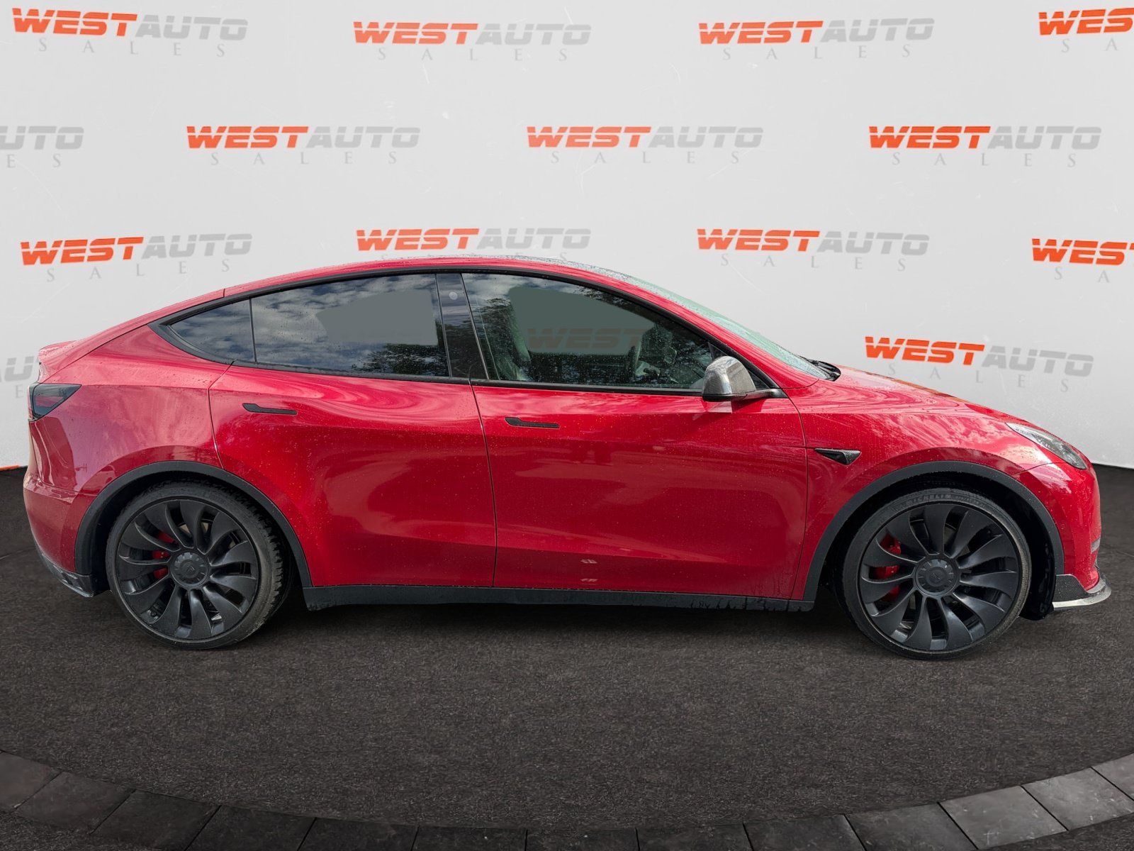 Used 2022 Tesla Model Y Performance AWD/4WD image 6