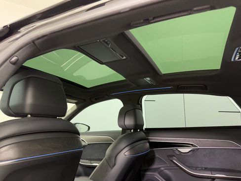 Used 2022 Audi A8 L 3.0T w/ Executive Package image 15