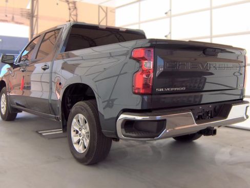 Used 2022 Chevrolet Silverado 1500 LT RWD image 4