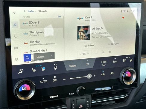 Used 2026 Lexus GX 550 w/ Accessory Package (31) AWD/4WD image 19