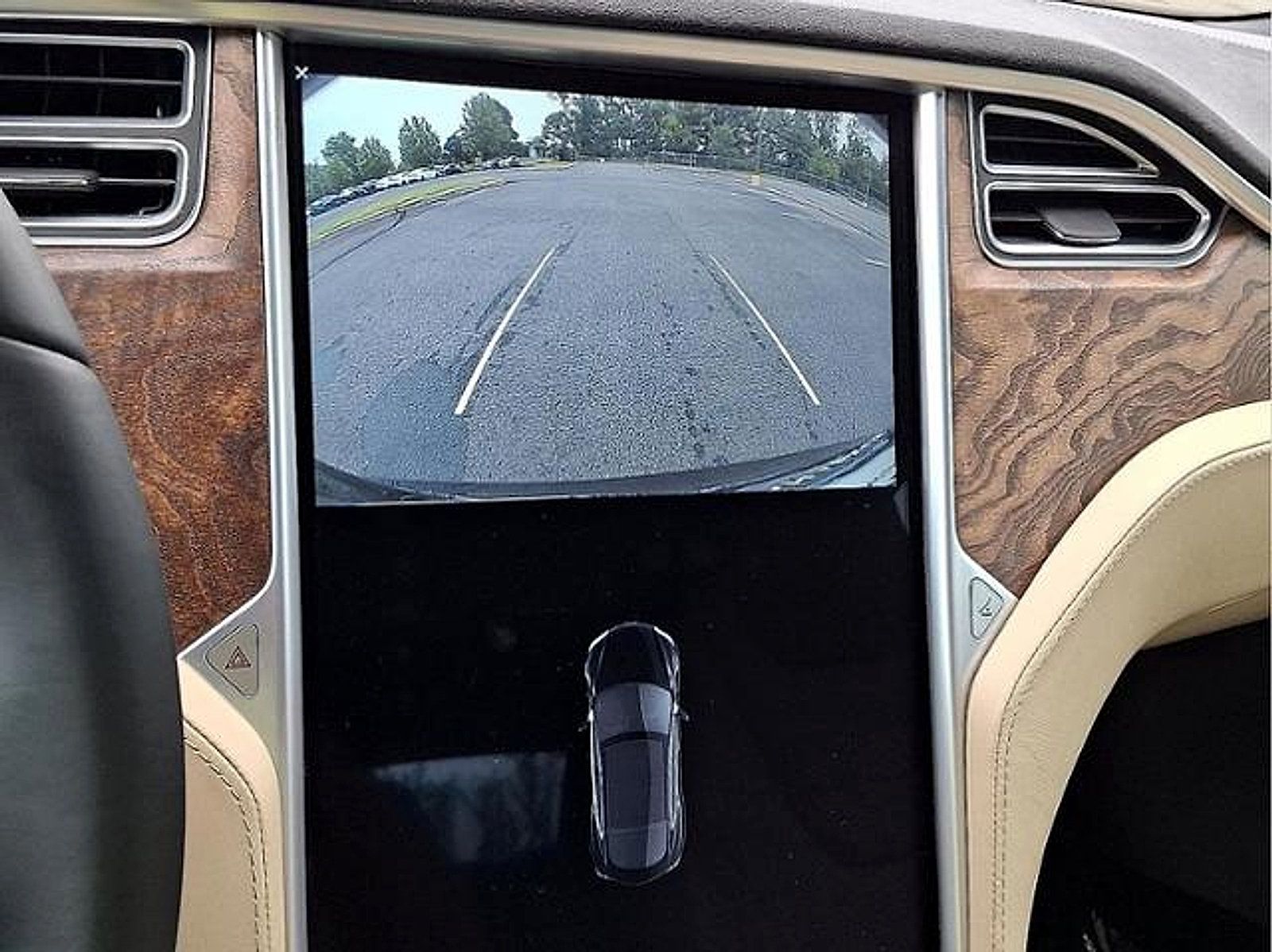 Used 2016 Tesla Model S RWD image 17