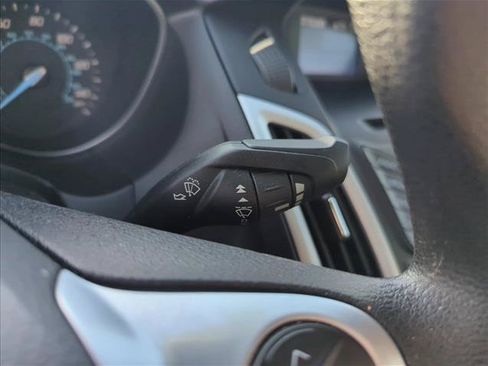 Used 2013 Ford Focus SE FWD image 18