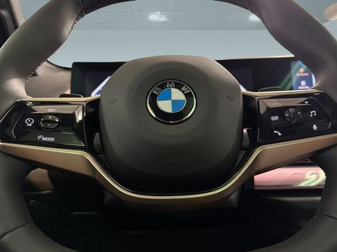 Used 2025 BMW X3 xDrive30i w/ Convenience Package image 17