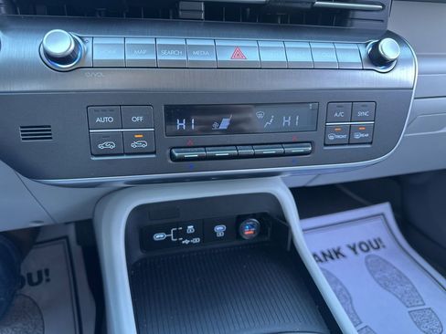 Used 2025 Hyundai Kona SEL image 39