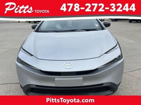 New 2026 Toyota Prius LE image 3