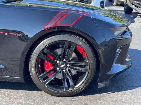 Used 2018 Chevrolet Camaro SS w/ Redline Edition RWD image 40