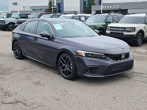 Used 2024 Honda Civic Sport Touring image 7