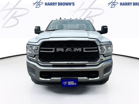 New 2024 RAM 2500 Tradesman w/ Chrome Appearance Group AWD/4WD image 23