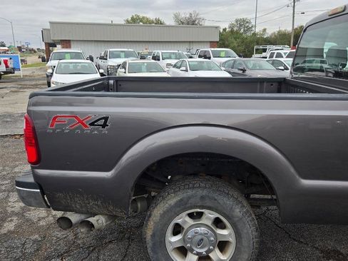 Used 2014 Ford F250 XL w/ Power Equipment Group image 10