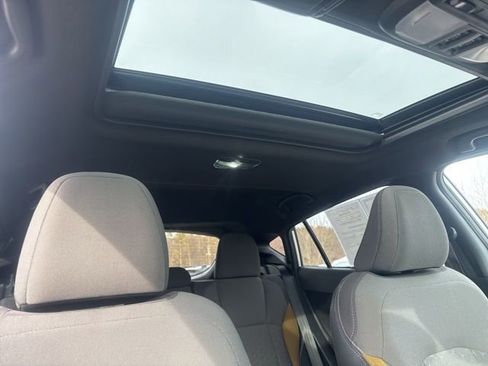 Used 2024 Subaru Crosstrek 2.5i Sport image 37