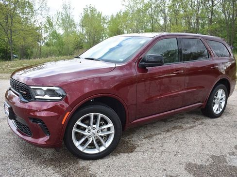 Used 2025 Dodge Durango GT AWD/4WD image 13