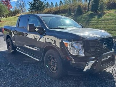 Used 2024 Nissan Titan SV w/ SV Convenience Package