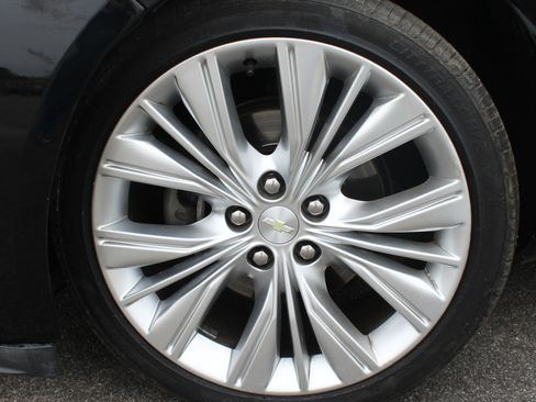 Used 2017 Chevrolet Impala Premier w/ Enhanced Convenience Package image 18