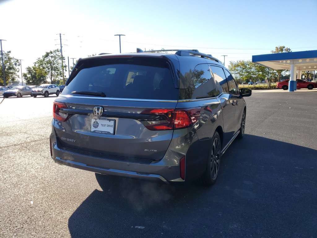 New 2027 Honda Odyssey Elite image 7