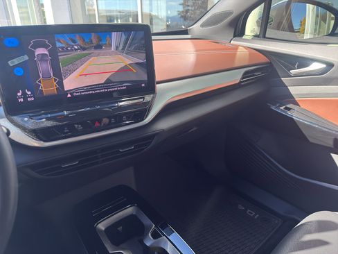 Used 2021 Volkswagen ID.4 Pro S w/ Gradient Package image 13