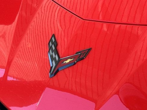 Used 2020 Chevrolet Corvette Stingray Premium Cpe w/ 3LT Preferred Equipment Group image 7