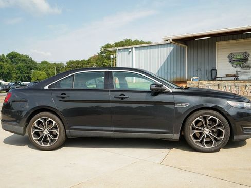 Used 2015 Ford Taurus SHO w/ Equipment Group 401A AWD/4WD image 3
