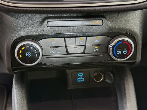 Used 2022 Ford Escape S FWD image 23