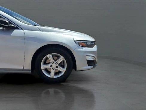Used 2019 Chevrolet Malibu LS FWD image 26