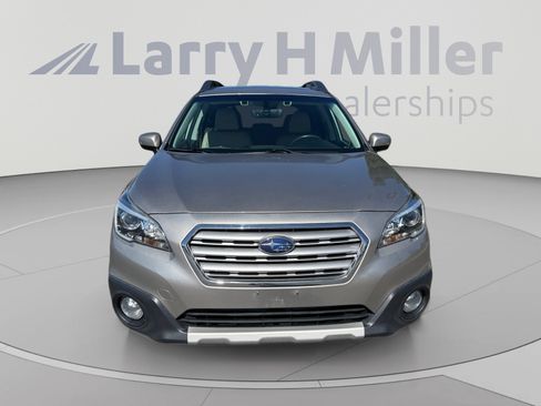 Used 2017 Subaru Outback 3.6R Limited AWD/4WD image 8