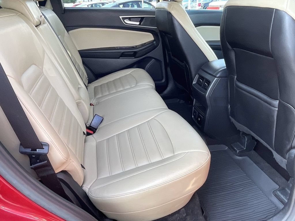 Used 2020 Ford Edge SEL w/ Convenience Package AWD/4WD image 24