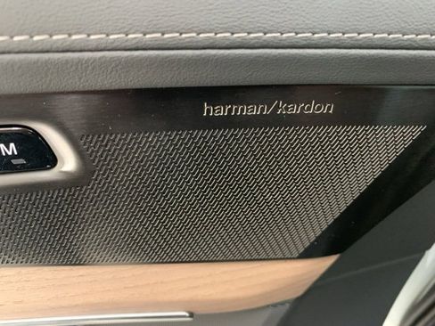 Used 2026 Volvo XC90 B6 Plus w/ Protection Package Premier image 12