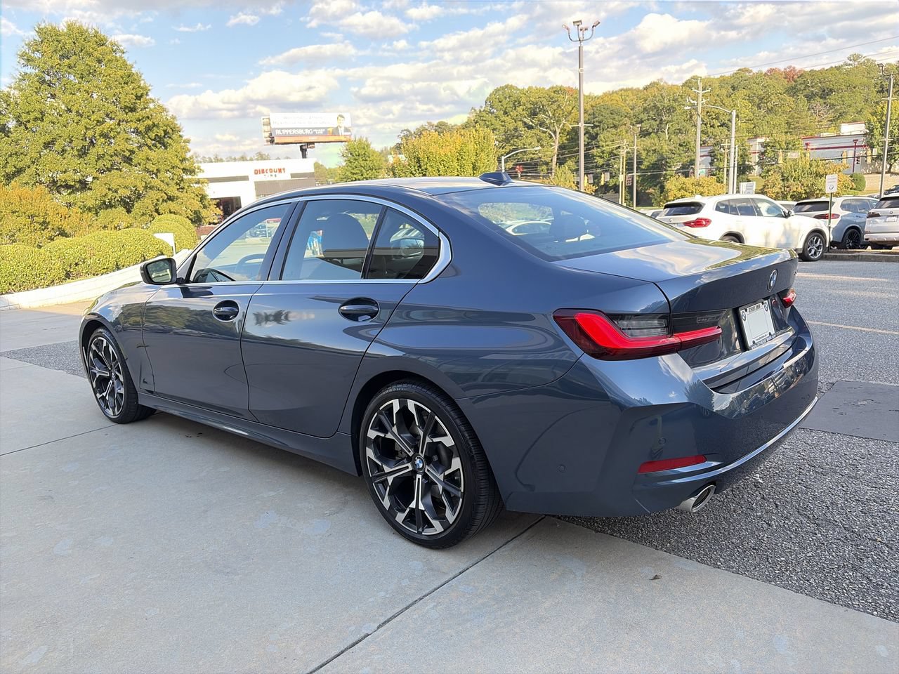 Used 2026 BMW 330i Sedan RWD image 6