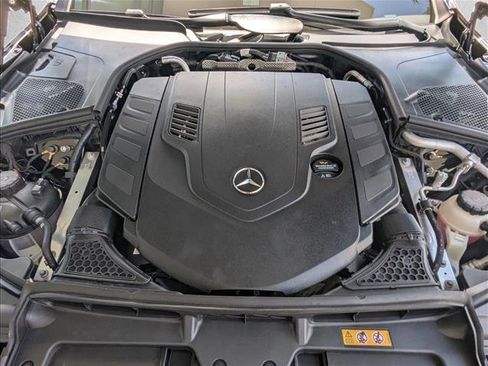 Used 2024 Mercedes-Benz Maybach S 580 4MATIC image 25