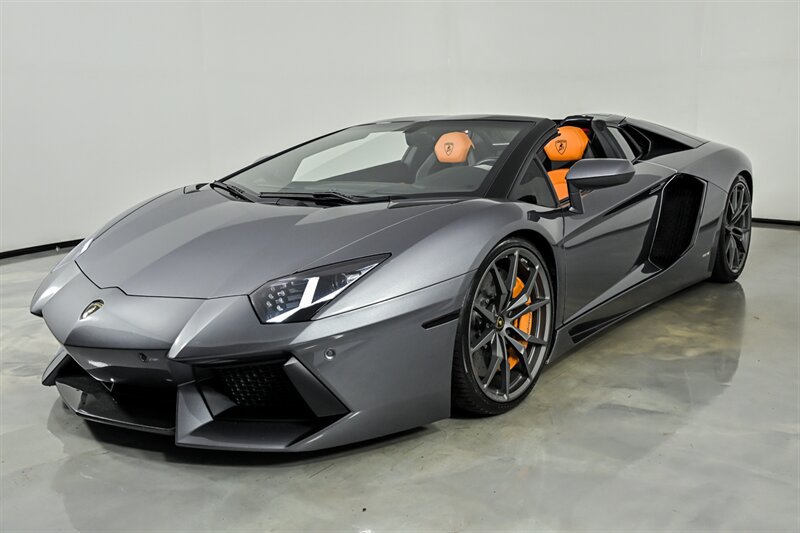 Used 2015 Lamborghini Aventador LP 700-4 AWD/4WD image 5
